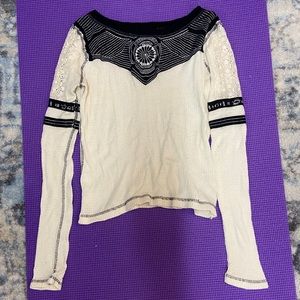 Long sleeve waffle pattern tee